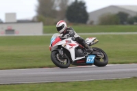 Motorcycle-action-photographs;Trackday-digital-images;event-digital-images;eventdigitalimages;no-limits-trackday;peter-wileman-photography;snetterton;snetterton-circuit-norfolk;snetterton-photographs;trackday;trackday-photos