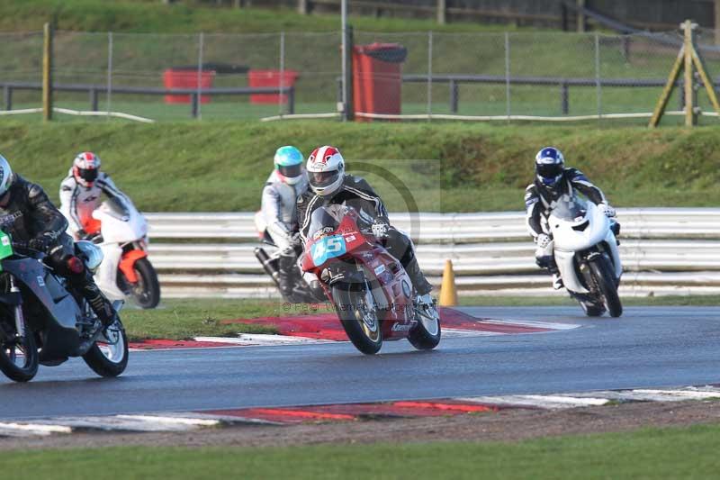 Motorcycle action photographs;Trackday digital images;event digital images;eventdigitalimages;no limits trackday;peter wileman photography;snetterton;snetterton circuit norfolk;snetterton photographs;trackday;trackday photos