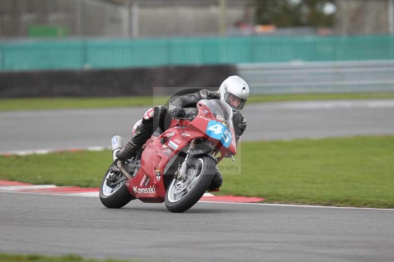 Motorcycle action photographs;Trackday digital images;event digital images;eventdigitalimages;no limits trackday;peter wileman photography;snetterton;snetterton circuit norfolk;snetterton photographs;trackday;trackday photos
