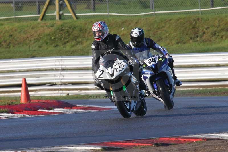 Motorcycle action photographs;Trackday digital images;event digital images;eventdigitalimages;no limits trackday;peter wileman photography;snetterton;snetterton circuit norfolk;snetterton photographs;trackday;trackday photos