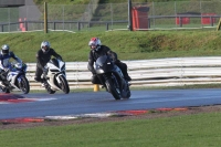 Motorcycle-action-photographs;Trackday-digital-images;event-digital-images;eventdigitalimages;no-limits-trackday;peter-wileman-photography;snetterton;snetterton-circuit-norfolk;snetterton-photographs;trackday;trackday-photos