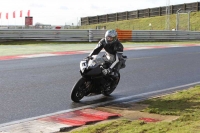 Motorcycle-action-photographs;Trackday-digital-images;event-digital-images;eventdigitalimages;no-limits-trackday;peter-wileman-photography;snetterton;snetterton-circuit-norfolk;snetterton-photographs;trackday;trackday-photos