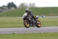Motorcycle-action-photographs;Trackday-digital-images;event-digital-images;eventdigitalimages;no-limits-trackday;peter-wileman-photography;snetterton;snetterton-circuit-norfolk;snetterton-photographs;trackday;trackday-photos