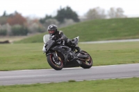 Motorcycle-action-photographs;Trackday-digital-images;event-digital-images;eventdigitalimages;no-limits-trackday;peter-wileman-photography;snetterton;snetterton-circuit-norfolk;snetterton-photographs;trackday;trackday-photos
