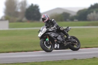 Motorcycle-action-photographs;Trackday-digital-images;event-digital-images;eventdigitalimages;no-limits-trackday;peter-wileman-photography;snetterton;snetterton-circuit-norfolk;snetterton-photographs;trackday;trackday-photos