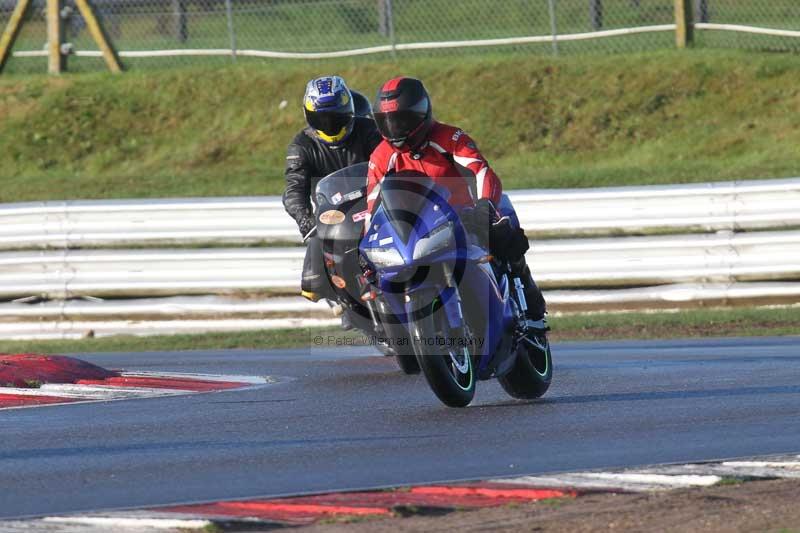 Motorcycle action photographs;Trackday digital images;event digital images;eventdigitalimages;no limits trackday;peter wileman photography;snetterton;snetterton circuit norfolk;snetterton photographs;trackday;trackday photos