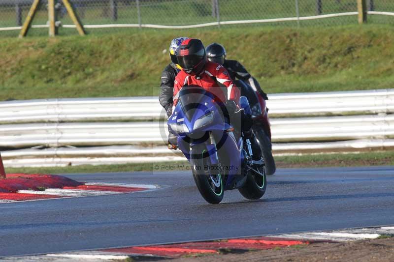 Motorcycle action photographs;Trackday digital images;event digital images;eventdigitalimages;no limits trackday;peter wileman photography;snetterton;snetterton circuit norfolk;snetterton photographs;trackday;trackday photos