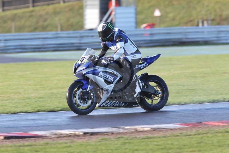Motorcycle action photographs;Trackday digital images;event digital images;eventdigitalimages;no limits trackday;peter wileman photography;snetterton;snetterton circuit norfolk;snetterton photographs;trackday;trackday photos