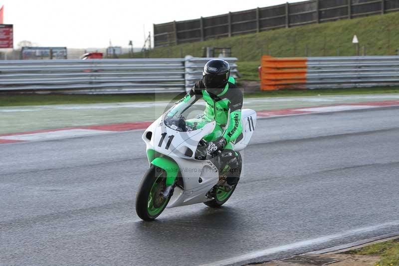 Motorcycle action photographs;Trackday digital images;event digital images;eventdigitalimages;no limits trackday;peter wileman photography;snetterton;snetterton circuit norfolk;snetterton photographs;trackday;trackday photos