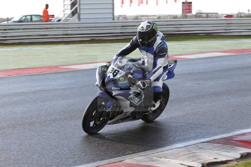Motorcycle action photographs;Trackday digital images;event digital images;eventdigitalimages;no limits trackday;peter wileman photography;snetterton;snetterton circuit norfolk;snetterton photographs;trackday;trackday photos