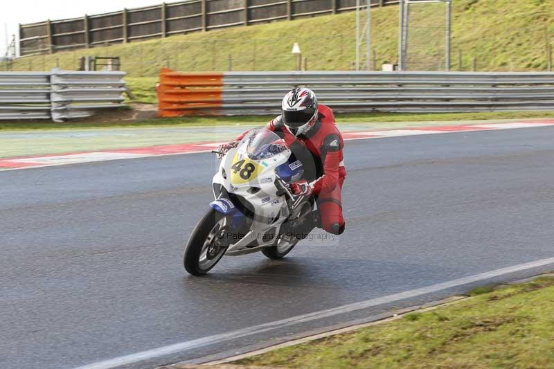 Motorcycle action photographs;Trackday digital images;event digital images;eventdigitalimages;no limits trackday;peter wileman photography;snetterton;snetterton circuit norfolk;snetterton photographs;trackday;trackday photos