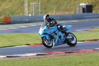 Motorcycle-action-photographs;Trackday-digital-images;event-digital-images;eventdigitalimages;no-limits-trackday;peter-wileman-photography;snetterton;snetterton-circuit-norfolk;snetterton-photographs;trackday;trackday-photos