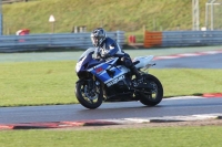 Motorcycle-action-photographs;Trackday-digital-images;event-digital-images;eventdigitalimages;no-limits-trackday;peter-wileman-photography;snetterton;snetterton-circuit-norfolk;snetterton-photographs;trackday;trackday-photos