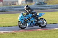 Motorcycle-action-photographs;Trackday-digital-images;event-digital-images;eventdigitalimages;no-limits-trackday;peter-wileman-photography;snetterton;snetterton-circuit-norfolk;snetterton-photographs;trackday;trackday-photos