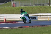 Motorcycle-action-photographs;Trackday-digital-images;event-digital-images;eventdigitalimages;no-limits-trackday;peter-wileman-photography;snetterton;snetterton-circuit-norfolk;snetterton-photographs;trackday;trackday-photos