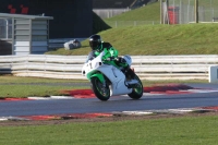 Motorcycle-action-photographs;Trackday-digital-images;event-digital-images;eventdigitalimages;no-limits-trackday;peter-wileman-photography;snetterton;snetterton-circuit-norfolk;snetterton-photographs;trackday;trackday-photos