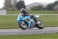 Motorcycle-action-photographs;Trackday-digital-images;event-digital-images;eventdigitalimages;no-limits-trackday;peter-wileman-photography;snetterton;snetterton-circuit-norfolk;snetterton-photographs;trackday;trackday-photos