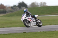 Motorcycle-action-photographs;Trackday-digital-images;event-digital-images;eventdigitalimages;no-limits-trackday;peter-wileman-photography;snetterton;snetterton-circuit-norfolk;snetterton-photographs;trackday;trackday-photos