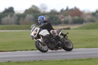 Motorcycle-action-photographs;Trackday-digital-images;event-digital-images;eventdigitalimages;no-limits-trackday;peter-wileman-photography;snetterton;snetterton-circuit-norfolk;snetterton-photographs;trackday;trackday-photos
