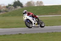 Motorcycle-action-photographs;Trackday-digital-images;event-digital-images;eventdigitalimages;no-limits-trackday;peter-wileman-photography;snetterton;snetterton-circuit-norfolk;snetterton-photographs;trackday;trackday-photos