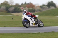 Motorcycle-action-photographs;Trackday-digital-images;event-digital-images;eventdigitalimages;no-limits-trackday;peter-wileman-photography;snetterton;snetterton-circuit-norfolk;snetterton-photographs;trackday;trackday-photos