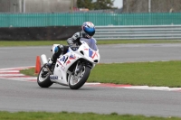 Motorcycle-action-photographs;Trackday-digital-images;event-digital-images;eventdigitalimages;no-limits-trackday;peter-wileman-photography;snetterton;snetterton-circuit-norfolk;snetterton-photographs;trackday;trackday-photos