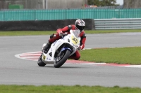 Motorcycle-action-photographs;Trackday-digital-images;event-digital-images;eventdigitalimages;no-limits-trackday;peter-wileman-photography;snetterton;snetterton-circuit-norfolk;snetterton-photographs;trackday;trackday-photos