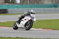 Motorcycle-action-photographs;Trackday-digital-images;event-digital-images;eventdigitalimages;no-limits-trackday;peter-wileman-photography;snetterton;snetterton-circuit-norfolk;snetterton-photographs;trackday;trackday-photos
