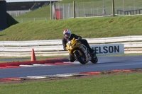 Motorcycle-action-photographs;Trackday-digital-images;event-digital-images;eventdigitalimages;no-limits-trackday;peter-wileman-photography;snetterton;snetterton-circuit-norfolk;snetterton-photographs;trackday;trackday-photos