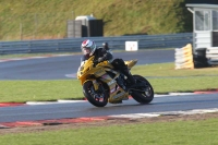 Motorcycle-action-photographs;Trackday-digital-images;event-digital-images;eventdigitalimages;no-limits-trackday;peter-wileman-photography;snetterton;snetterton-circuit-norfolk;snetterton-photographs;trackday;trackday-photos