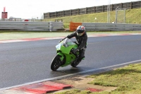Motorcycle-action-photographs;Trackday-digital-images;event-digital-images;eventdigitalimages;no-limits-trackday;peter-wileman-photography;snetterton;snetterton-circuit-norfolk;snetterton-photographs;trackday;trackday-photos