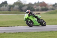 Motorcycle-action-photographs;Trackday-digital-images;event-digital-images;eventdigitalimages;no-limits-trackday;peter-wileman-photography;snetterton;snetterton-circuit-norfolk;snetterton-photographs;trackday;trackday-photos