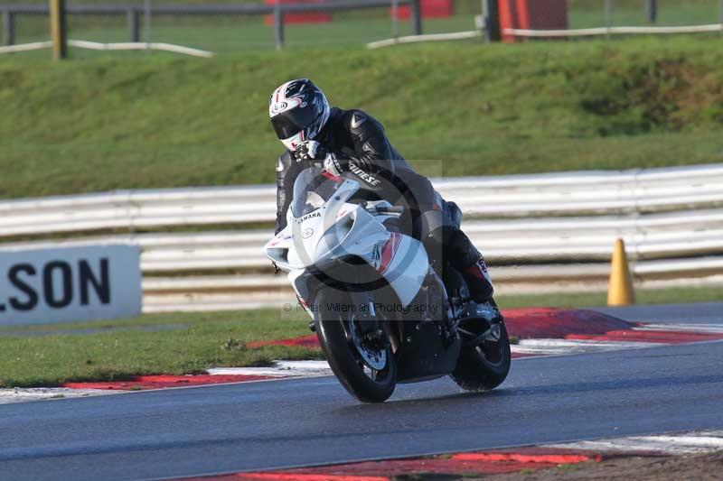 Motorcycle action photographs;Trackday digital images;event digital images;eventdigitalimages;no limits trackday;peter wileman photography;snetterton;snetterton circuit norfolk;snetterton photographs;trackday;trackday photos