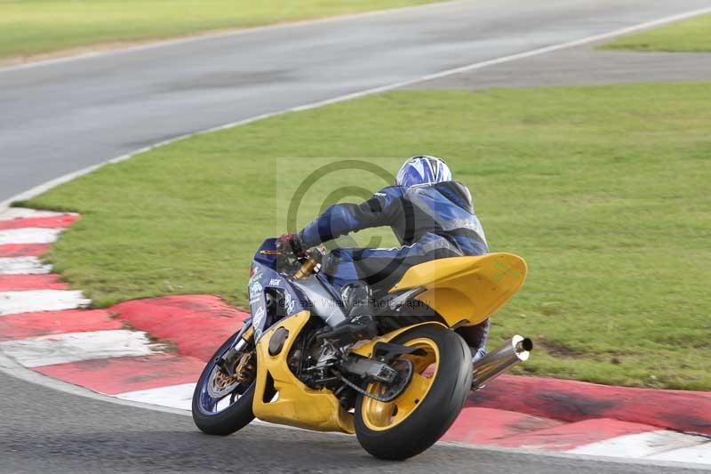 Motorcycle action photographs;Trackday digital images;event digital images;eventdigitalimages;no limits trackday;peter wileman photography;snetterton;snetterton circuit norfolk;snetterton photographs;trackday;trackday photos