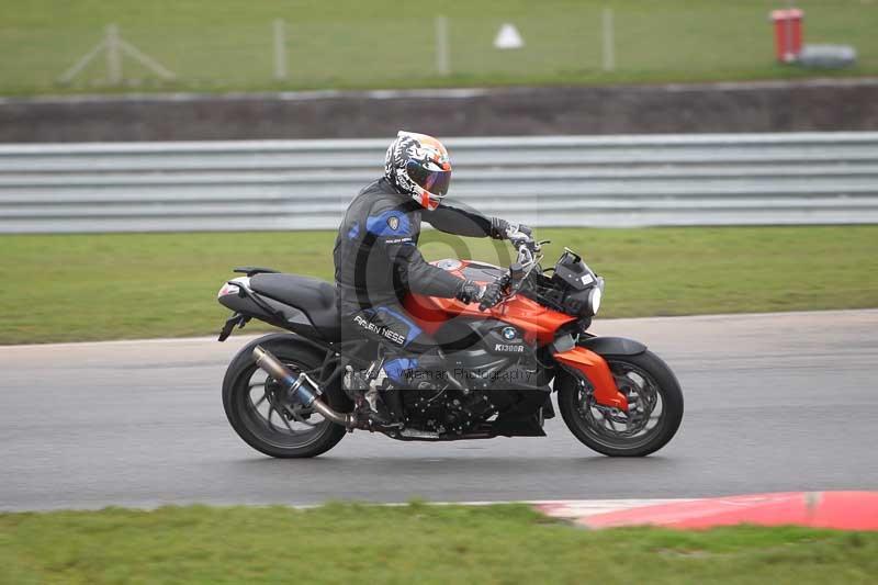 Motorcycle action photographs;Trackday digital images;event digital images;eventdigitalimages;no limits trackday;peter wileman photography;snetterton;snetterton circuit norfolk;snetterton photographs;trackday;trackday photos
