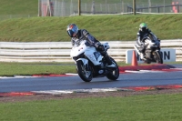 Motorcycle-action-photographs;Trackday-digital-images;event-digital-images;eventdigitalimages;no-limits-trackday;peter-wileman-photography;snetterton;snetterton-circuit-norfolk;snetterton-photographs;trackday;trackday-photos