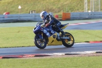 Motorcycle-action-photographs;Trackday-digital-images;event-digital-images;eventdigitalimages;no-limits-trackday;peter-wileman-photography;snetterton;snetterton-circuit-norfolk;snetterton-photographs;trackday;trackday-photos