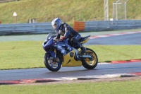 Motorcycle-action-photographs;Trackday-digital-images;event-digital-images;eventdigitalimages;no-limits-trackday;peter-wileman-photography;snetterton;snetterton-circuit-norfolk;snetterton-photographs;trackday;trackday-photos