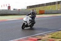 Motorcycle-action-photographs;Trackday-digital-images;event-digital-images;eventdigitalimages;no-limits-trackday;peter-wileman-photography;snetterton;snetterton-circuit-norfolk;snetterton-photographs;trackday;trackday-photos