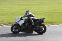 Motorcycle-action-photographs;Trackday-digital-images;event-digital-images;eventdigitalimages;no-limits-trackday;peter-wileman-photography;snetterton;snetterton-circuit-norfolk;snetterton-photographs;trackday;trackday-photos