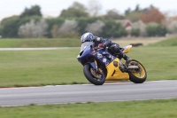 Motorcycle-action-photographs;Trackday-digital-images;event-digital-images;eventdigitalimages;no-limits-trackday;peter-wileman-photography;snetterton;snetterton-circuit-norfolk;snetterton-photographs;trackday;trackday-photos