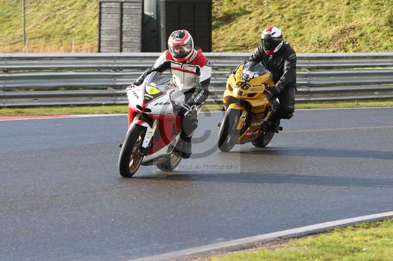 Motorcycle action photographs;Trackday digital images;event digital images;eventdigitalimages;no limits trackday;peter wileman photography;snetterton;snetterton circuit norfolk;snetterton photographs;trackday;trackday photos
