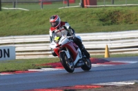 Motorcycle-action-photographs;Trackday-digital-images;event-digital-images;eventdigitalimages;no-limits-trackday;peter-wileman-photography;snetterton;snetterton-circuit-norfolk;snetterton-photographs;trackday;trackday-photos