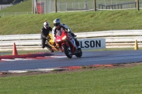 Motorcycle-action-photographs;Trackday-digital-images;event-digital-images;eventdigitalimages;no-limits-trackday;peter-wileman-photography;snetterton;snetterton-circuit-norfolk;snetterton-photographs;trackday;trackday-photos