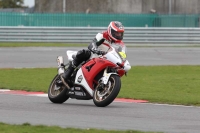 Motorcycle-action-photographs;Trackday-digital-images;event-digital-images;eventdigitalimages;no-limits-trackday;peter-wileman-photography;snetterton;snetterton-circuit-norfolk;snetterton-photographs;trackday;trackday-photos