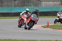 Motorcycle-action-photographs;Trackday-digital-images;event-digital-images;eventdigitalimages;no-limits-trackday;peter-wileman-photography;snetterton;snetterton-circuit-norfolk;snetterton-photographs;trackday;trackday-photos
