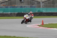 Motorcycle-action-photographs;Trackday-digital-images;event-digital-images;eventdigitalimages;no-limits-trackday;peter-wileman-photography;snetterton;snetterton-circuit-norfolk;snetterton-photographs;trackday;trackday-photos