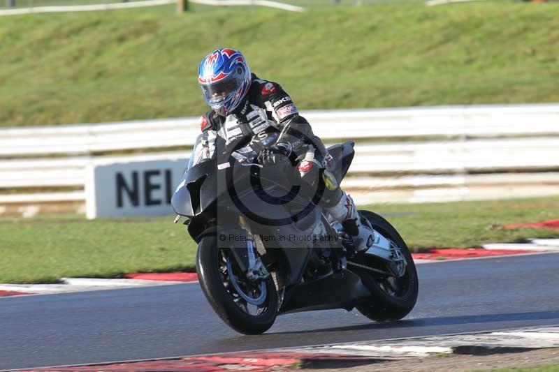 Motorcycle action photographs;Trackday digital images;event digital images;eventdigitalimages;no limits trackday;peter wileman photography;snetterton;snetterton circuit norfolk;snetterton photographs;trackday;trackday photos