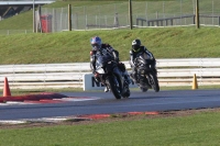 Motorcycle-action-photographs;Trackday-digital-images;event-digital-images;eventdigitalimages;no-limits-trackday;peter-wileman-photography;snetterton;snetterton-circuit-norfolk;snetterton-photographs;trackday;trackday-photos