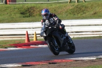 Motorcycle-action-photographs;Trackday-digital-images;event-digital-images;eventdigitalimages;no-limits-trackday;peter-wileman-photography;snetterton;snetterton-circuit-norfolk;snetterton-photographs;trackday;trackday-photos